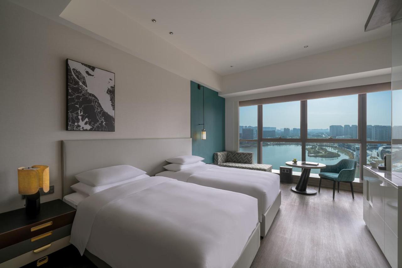 Hyatt Centric Lakeside Ningbo Bagian luar foto