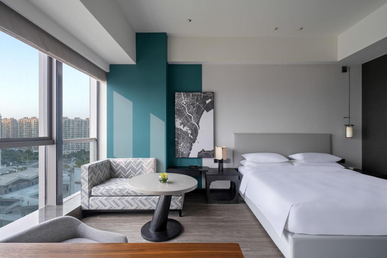 Hyatt Centric Lakeside Ningbo Bagian luar foto