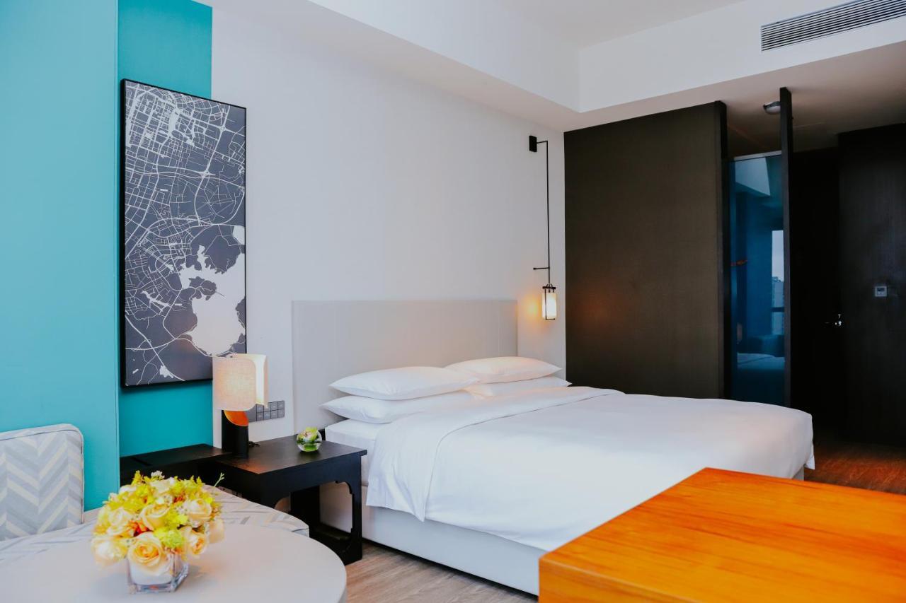 Hyatt Centric Lakeside Ningbo Bagian luar foto