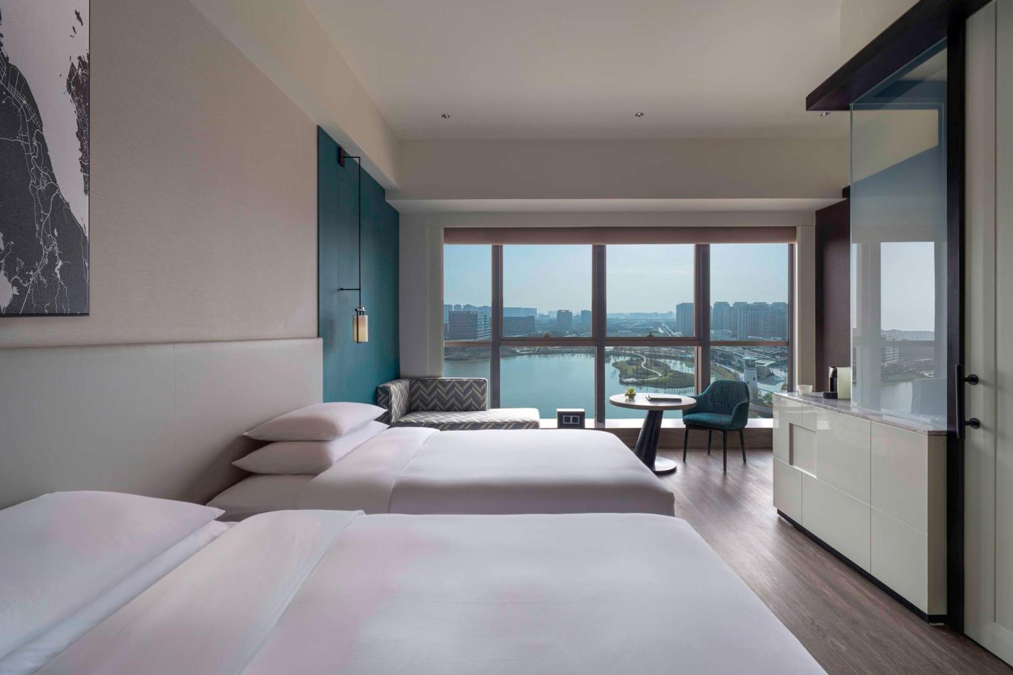 Hyatt Centric Lakeside Ningbo Bagian luar foto